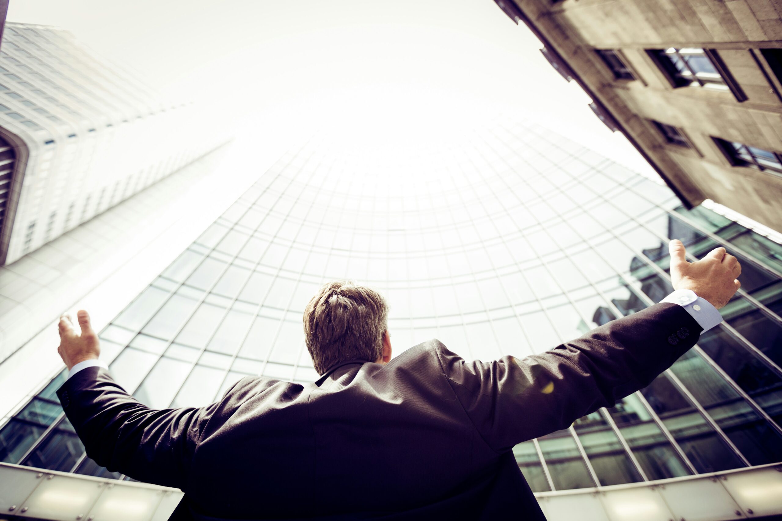 Business coching for mid-career or midlife entrepreneurs, solopreneurs, and creative founders